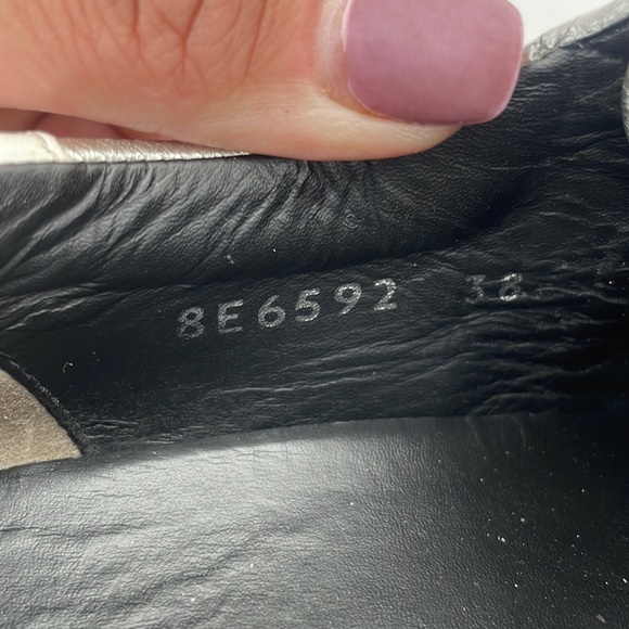 Fendi Silver Metallic Knit Logo
Sneakers Fendi EU sz 38 - Picture 11 of 16